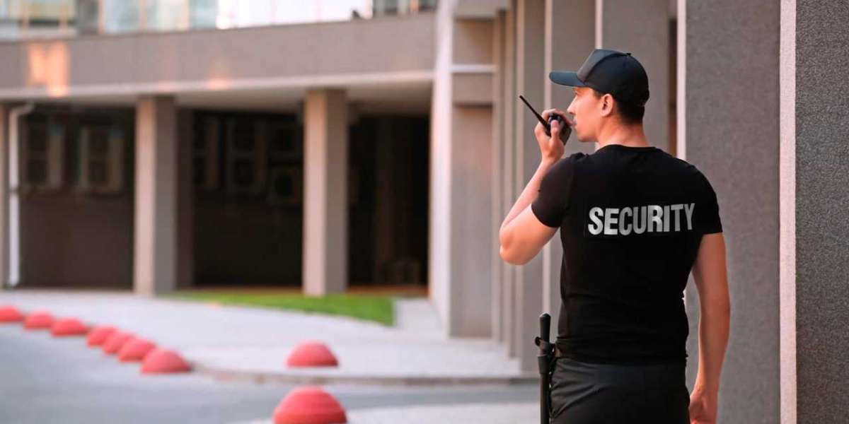 Which Security Guard Type Is Best for Your Company: Armed or Unarmed?